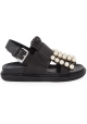 Sandales plates Marni en cuir noir avec franges et perles